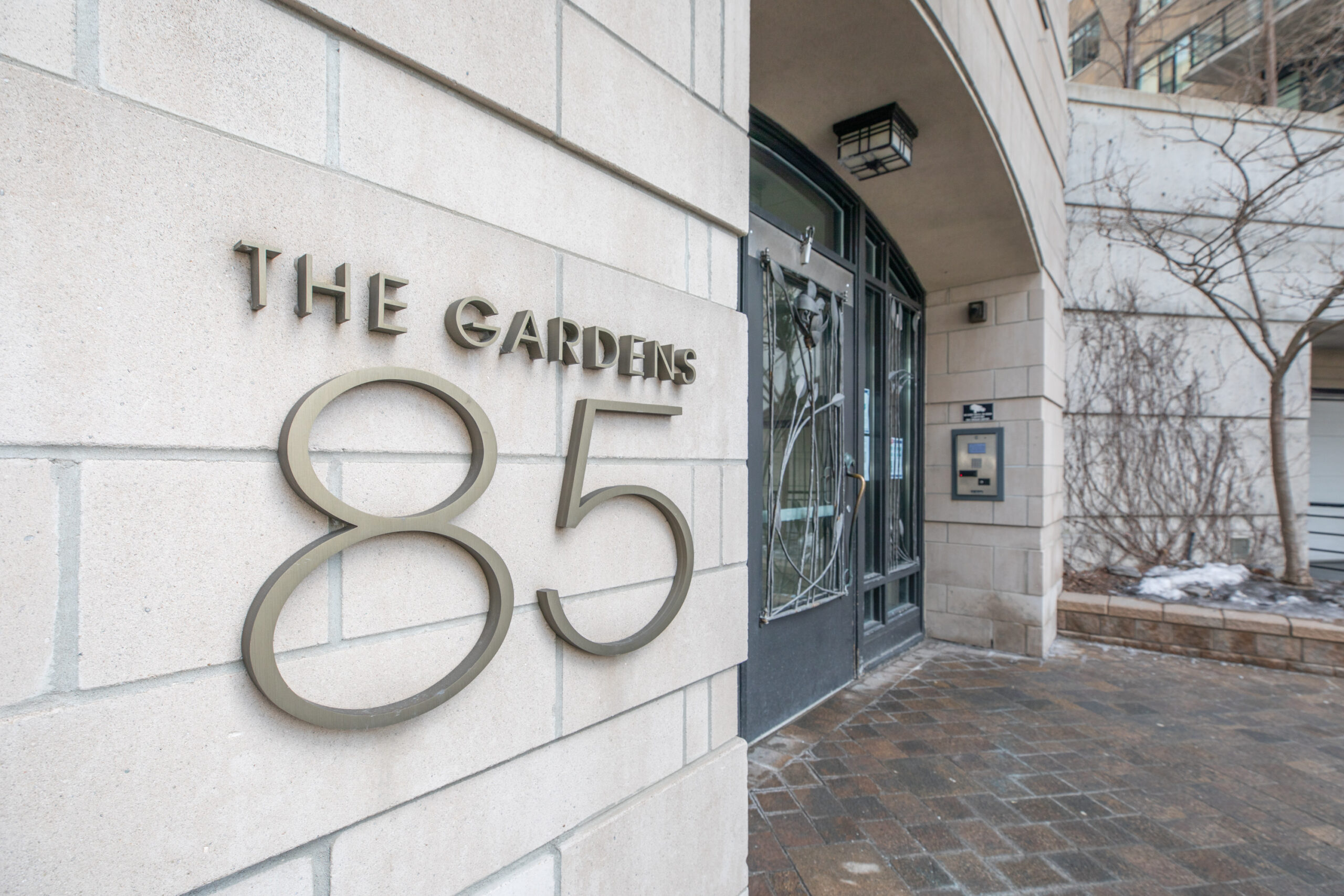 120485 Bronson Avenue “The Gardens” Morris Home Team